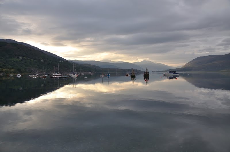 Ullapool am Morgen by Armin Engst