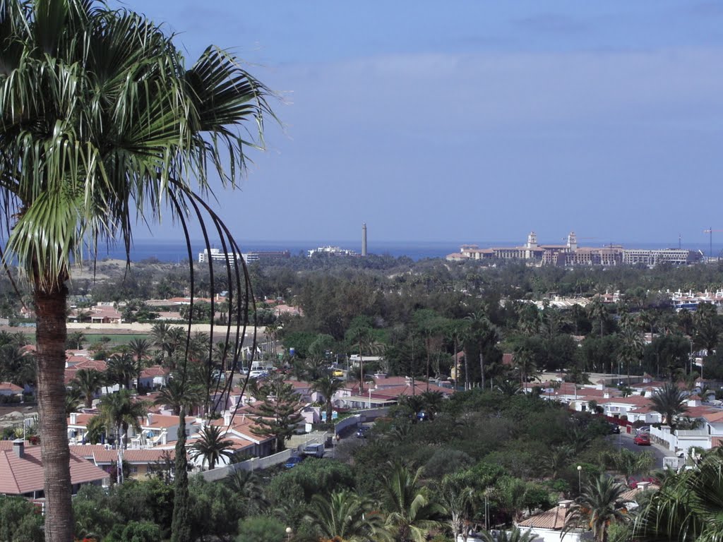 Maspalomas Juli 2008 by joe pike