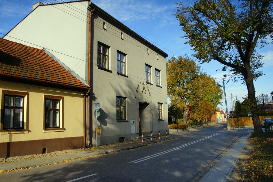 Stary Sącz. Dom Parafialny by tadeusz dziedzina©