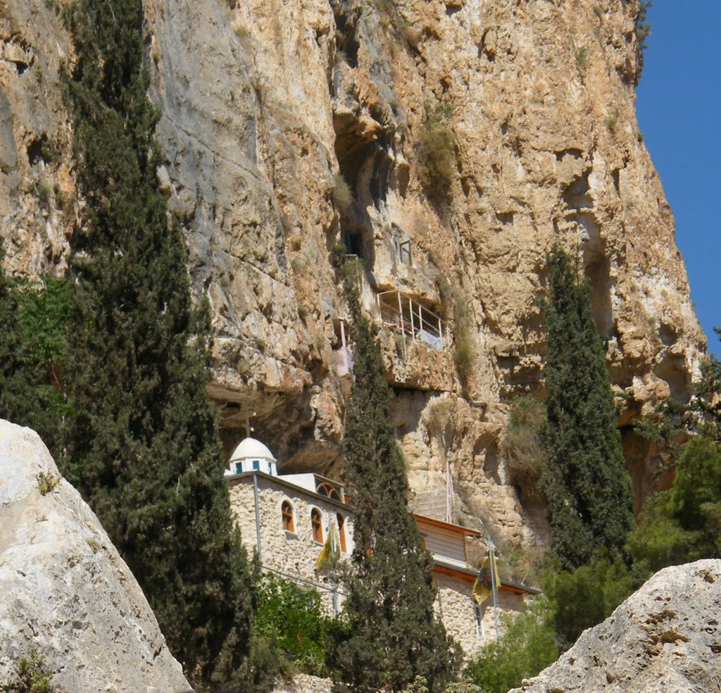 Upper Vadi Prat. Fara (St. Haritoun) monastery (est. III CE) by Mir Karger