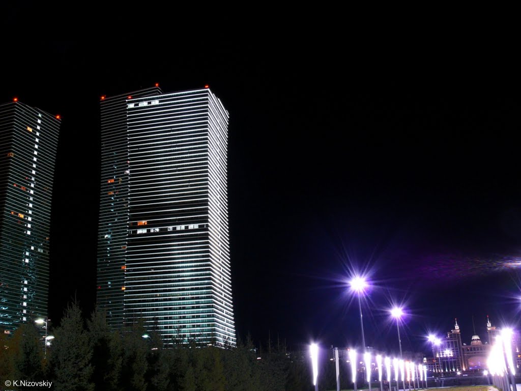 Astana at night, oct 2010 by Константин Низовский