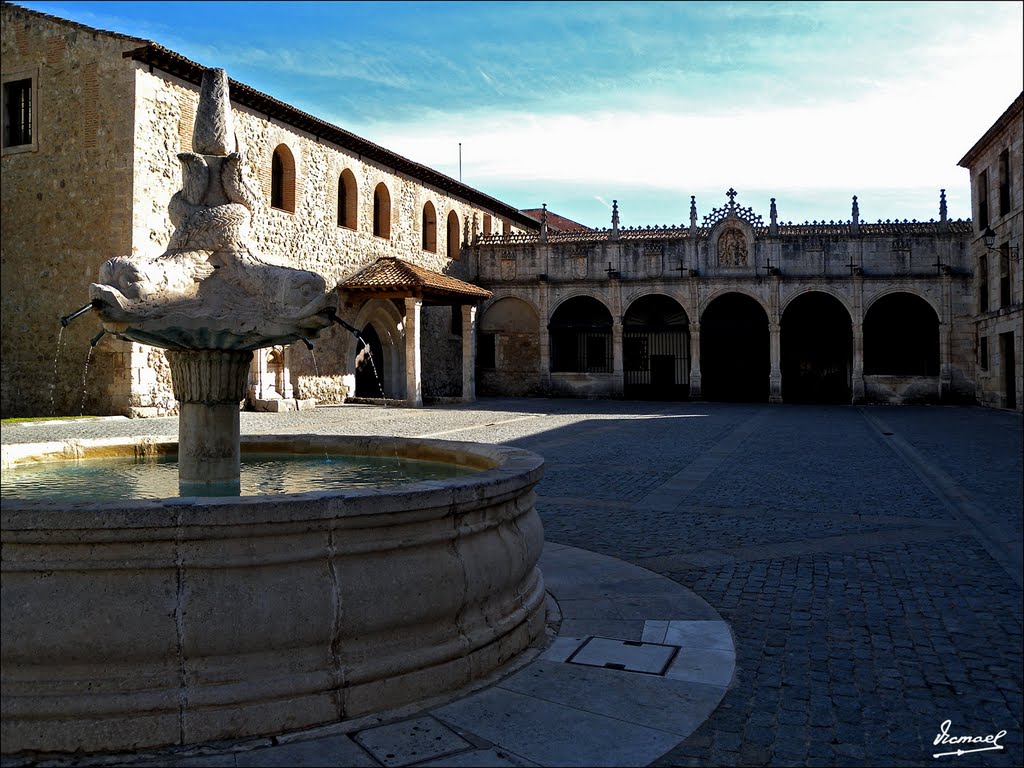 101021-028 BURGOS. MONASTERIO LAS HUELGAS by Víctor Manuel Mamblo…