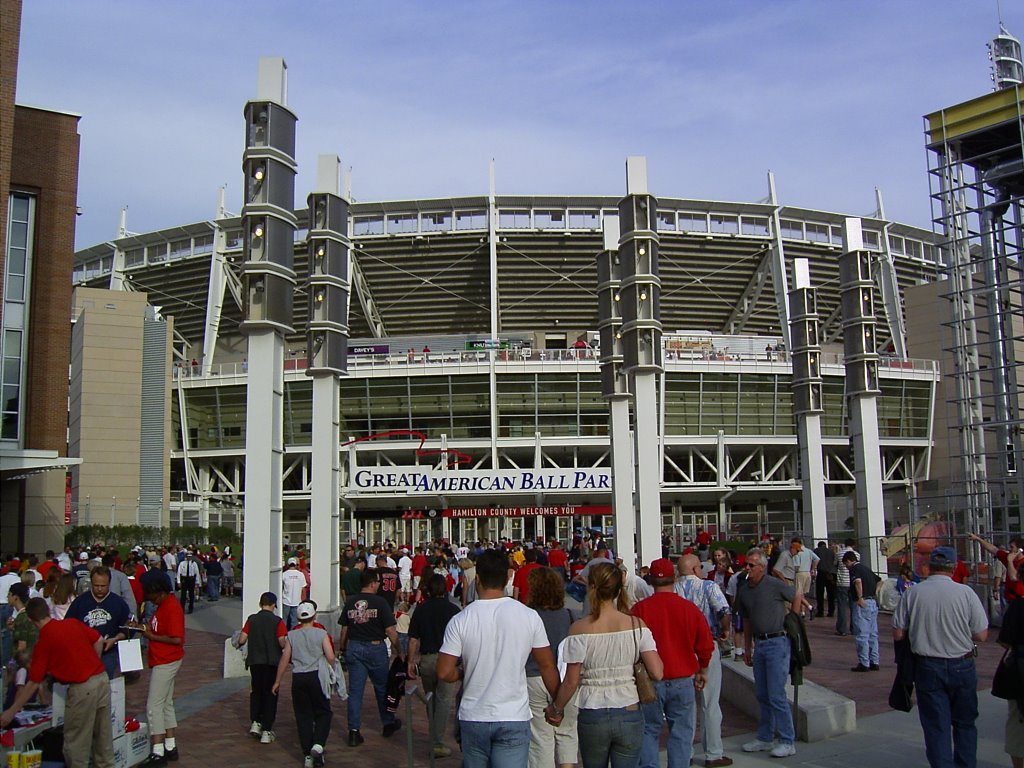 Cincinnati Great American Ball Park by Jens Igler