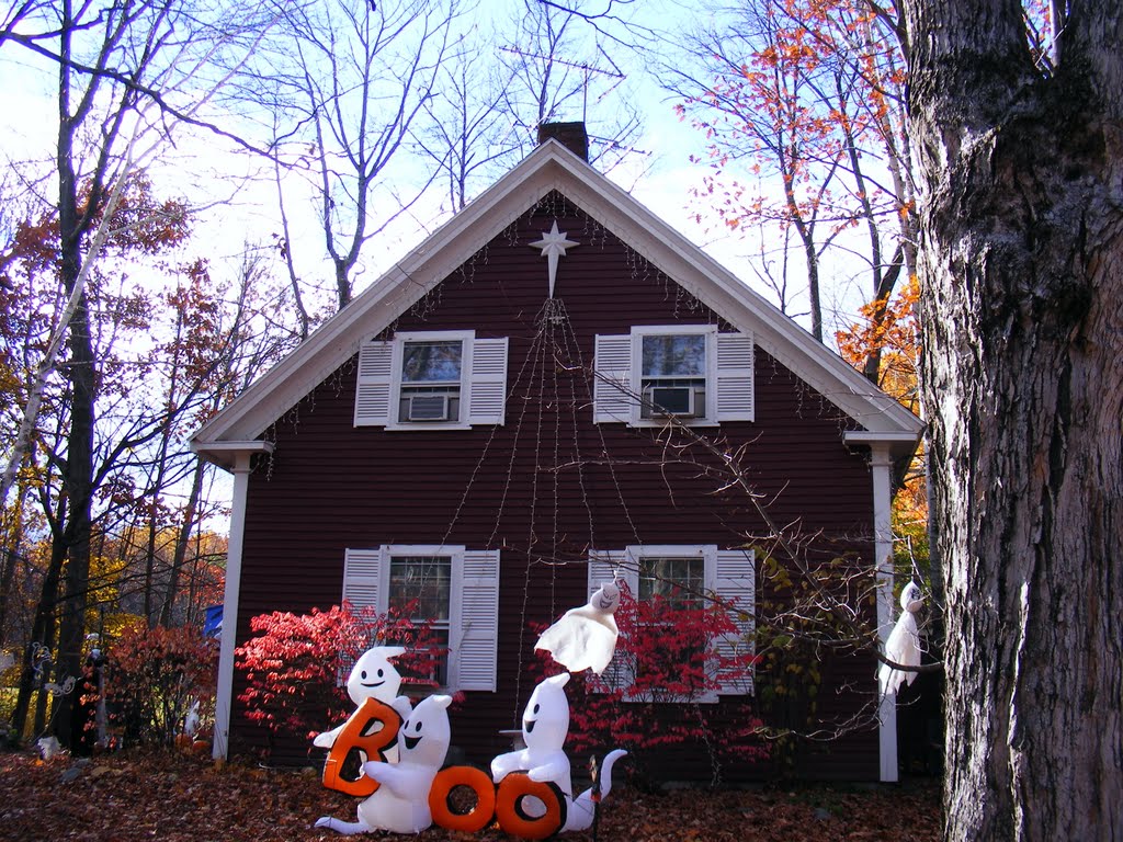 Red School house on the last day on October. by JBTHEMILKER