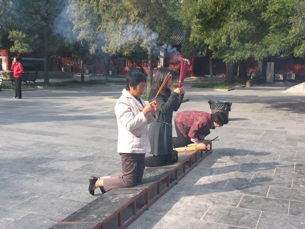 BEJING-(CN) LAMA TEMPLE by Carlo Amato Channel