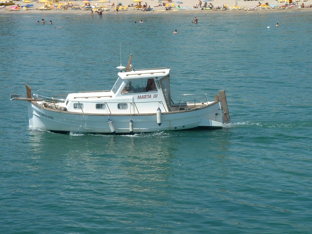 Entering Salou harbour, Spain by Lucien Kivit