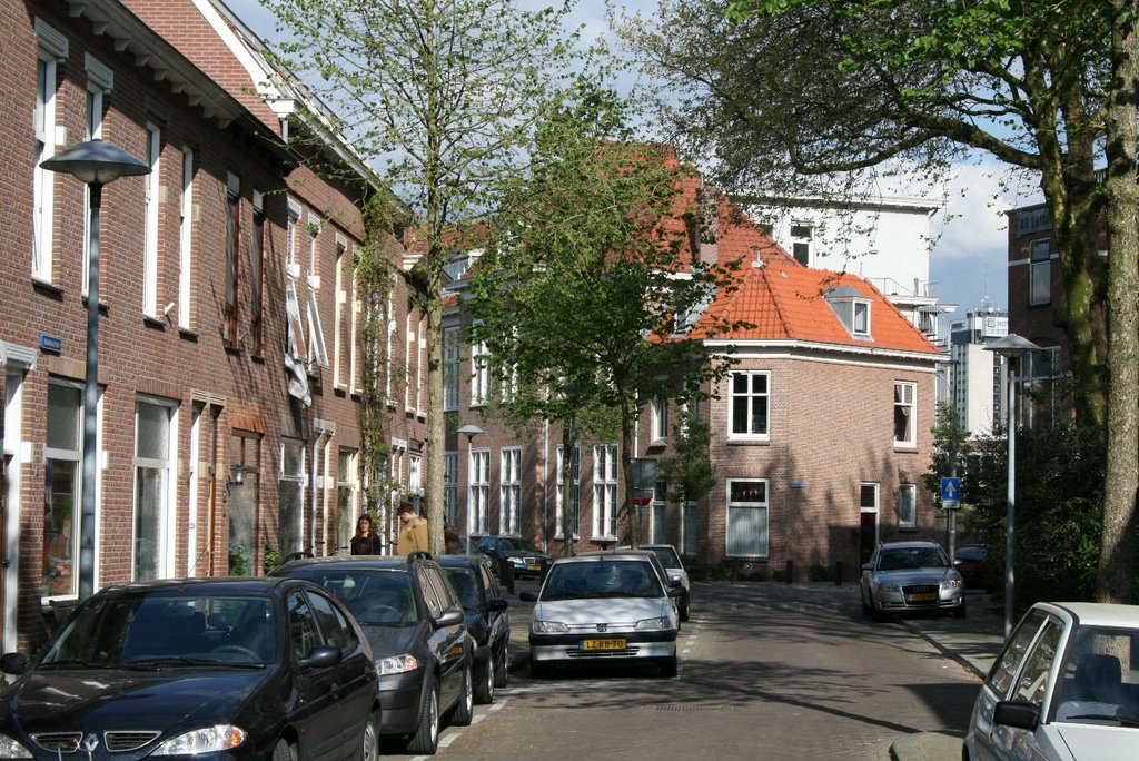 Utrecht, Malakkastraat-Bankaplein by Wim van Gelder