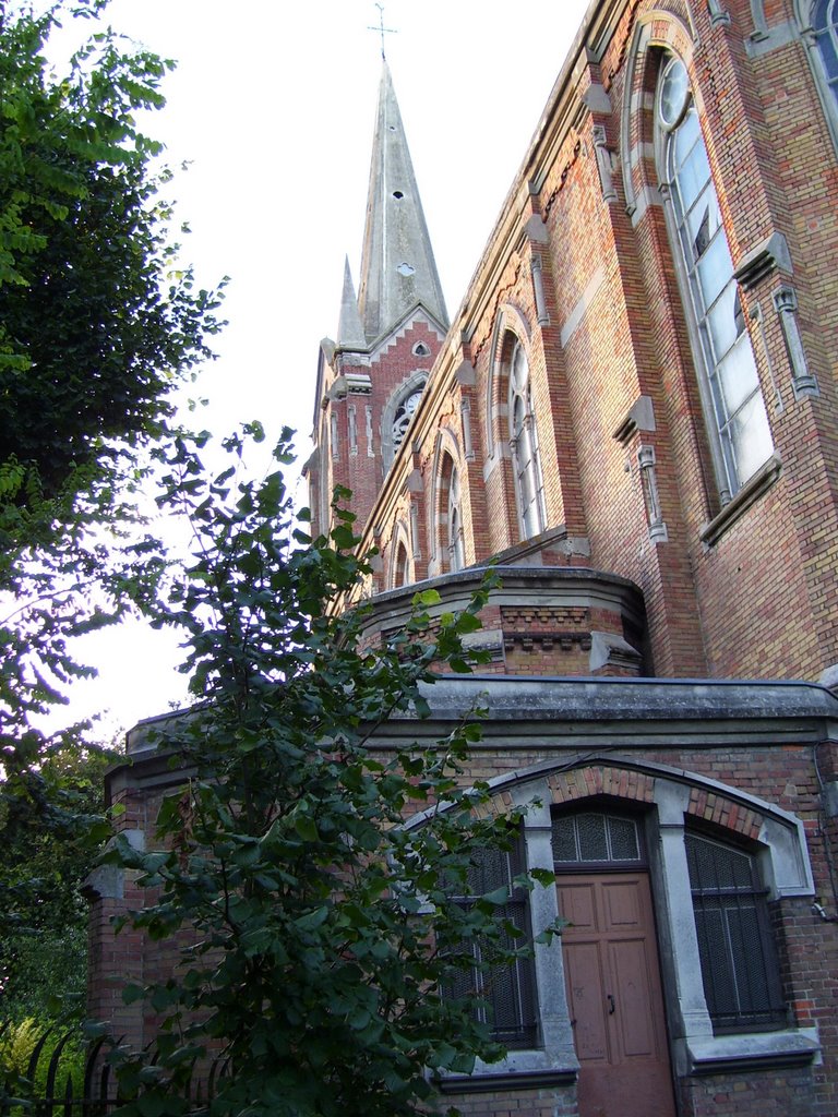 Église Saint Amé, détruite pendant la première Guerre mondiale et reconstruite à l’identique en 1926 Ville d'Herlies by Waingnier Jean-Pierre