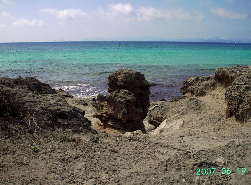 Formentera 16h06 by Andrés Lopez