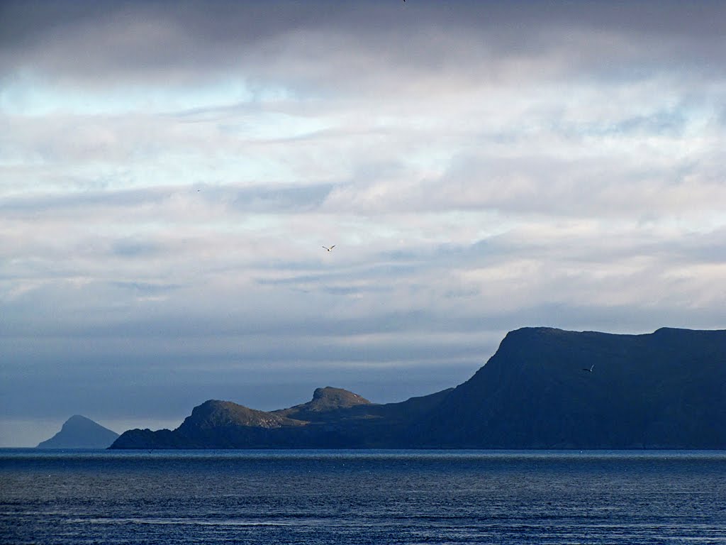 Shades of blue and grey by Rainer Schütz