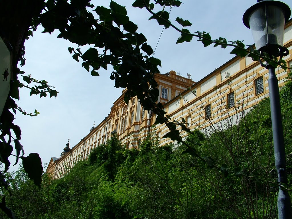 Krems an der Donau, Austria by kormoska