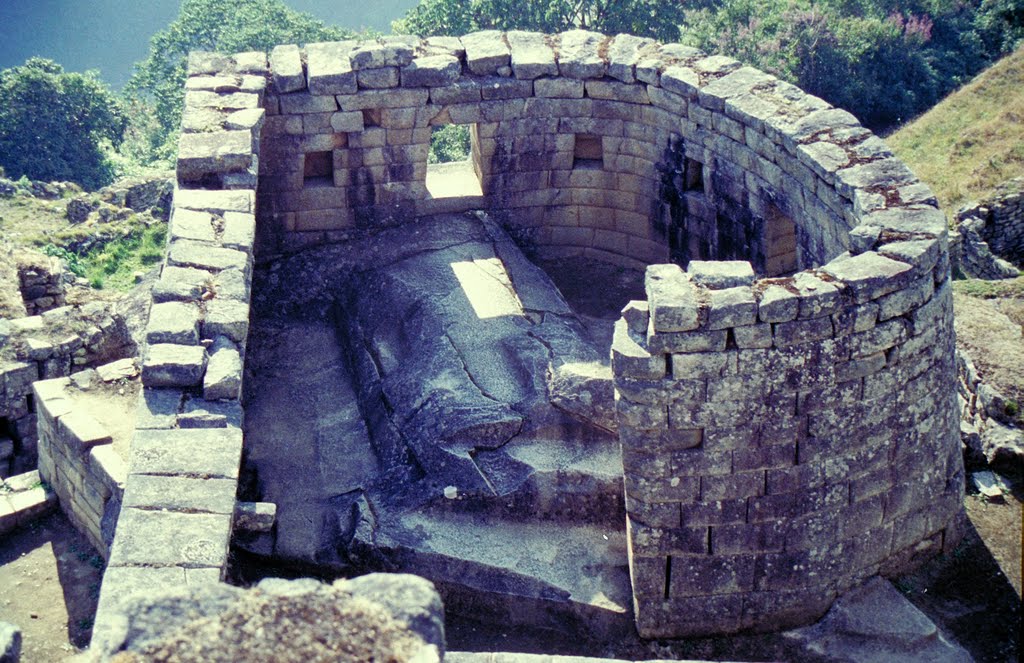 Templo del Condor by helicongus