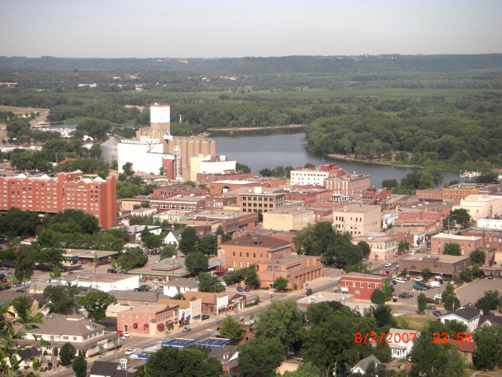 2007-8-2 Red Wing cityscape by ikata-cir