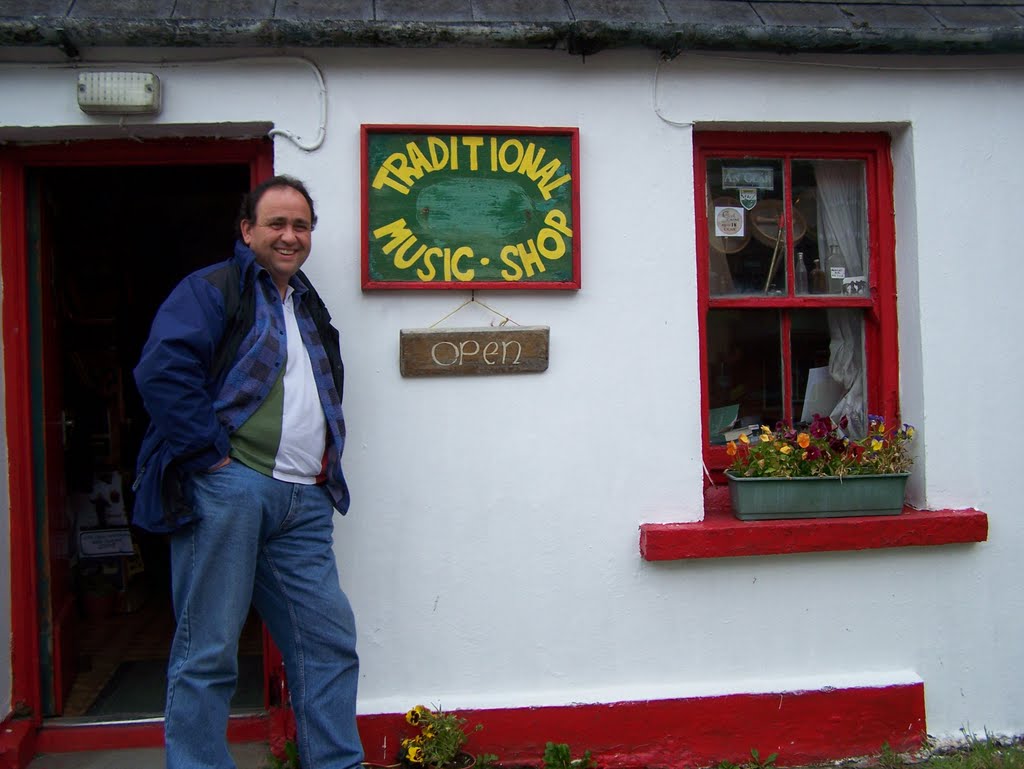 Traditional Music Shop, Doolin, Ireland by Matthias Holstein