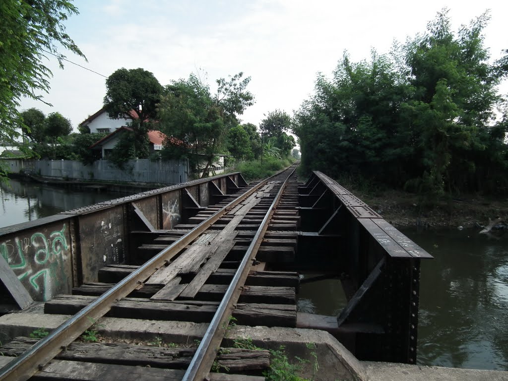 The Railway Bridge near Bang Bon Station by pr8ngkiet