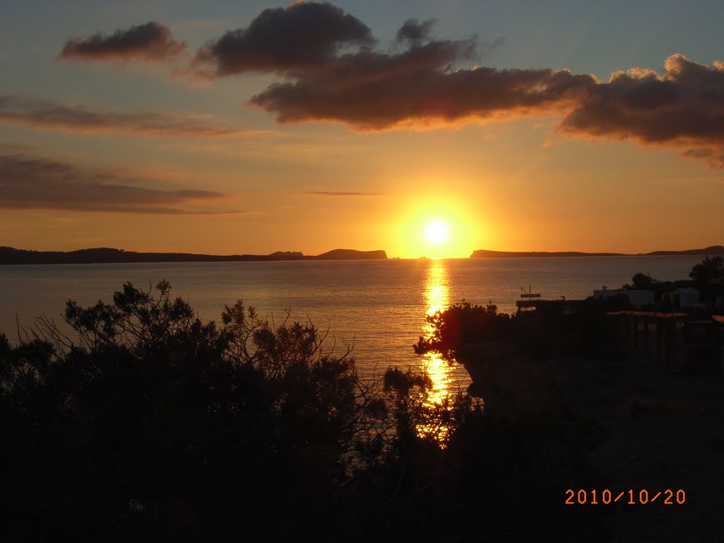 Sunset at Cala Gracio by Harald Rücker