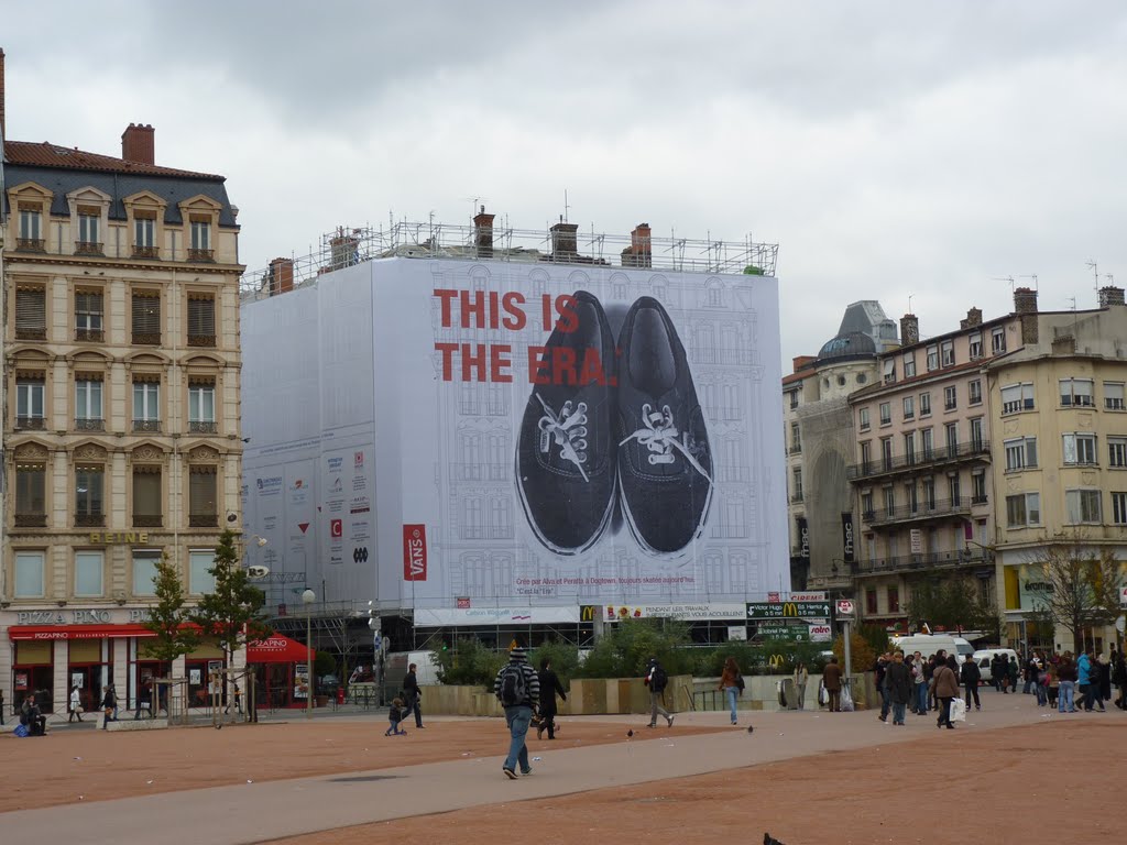 Lyon - Place Bellecour (2010) by greg-007