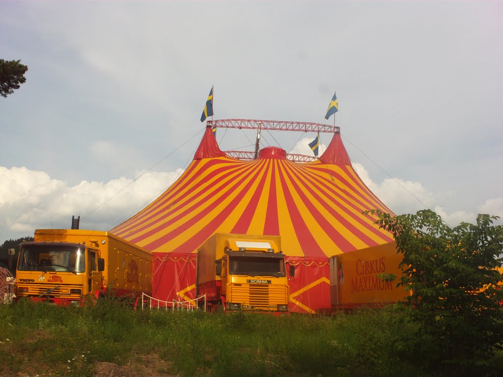 Cirkus Maximum visiting Falun by PDN1979