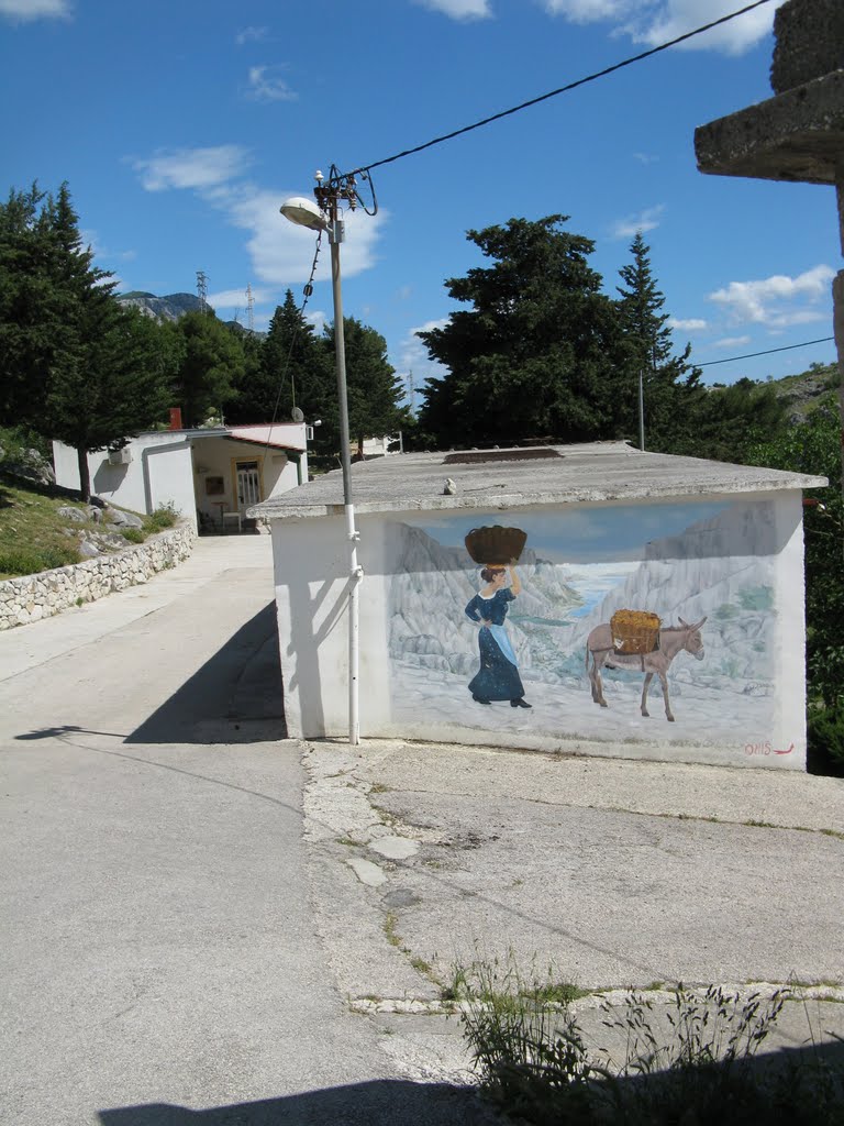 Omis/ Naklice - Garagen am Bocciaclub by Günter König