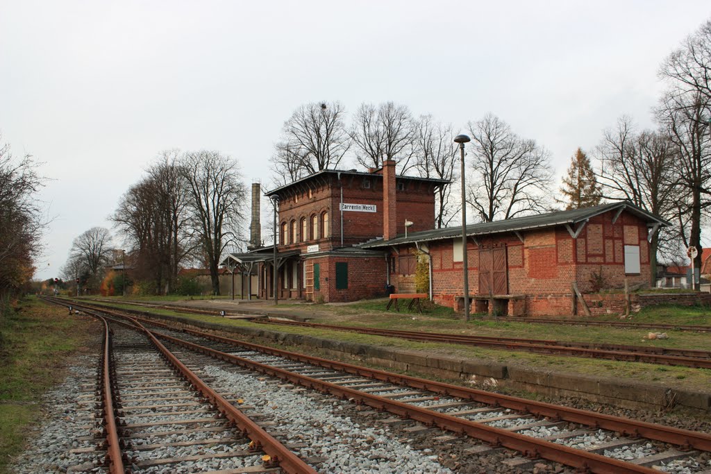 Bahnhof Zarrentin by MfKroeger