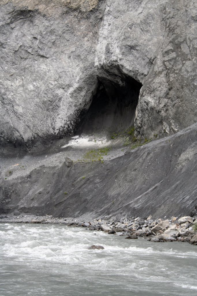 Rheinschlucht by Peter Ch Beckert