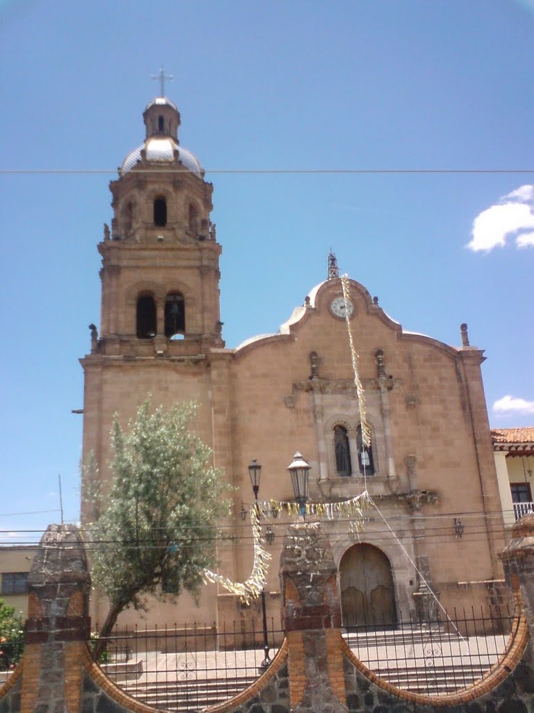 Templo de Santa Ana by Roberto Amezcua