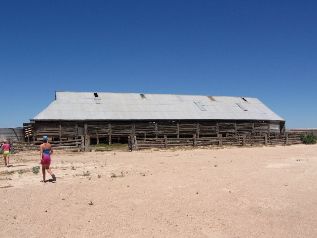 Mungo Shearing Shed Jan 2006 by CScoble