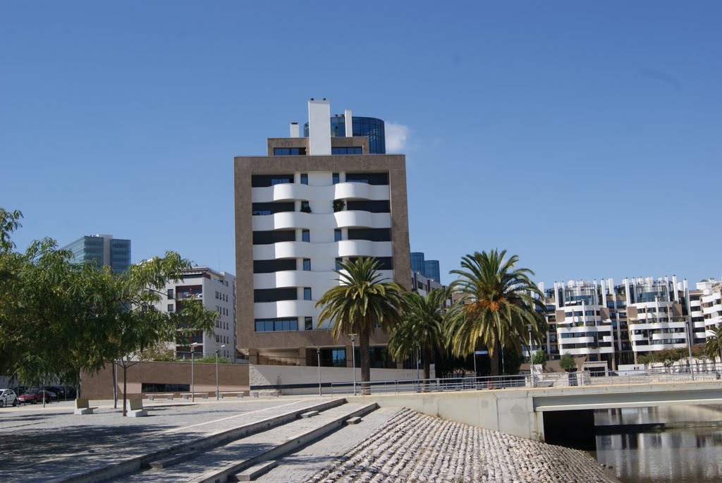 Parque das Nações, Lisboa, Portugal by axel weidner