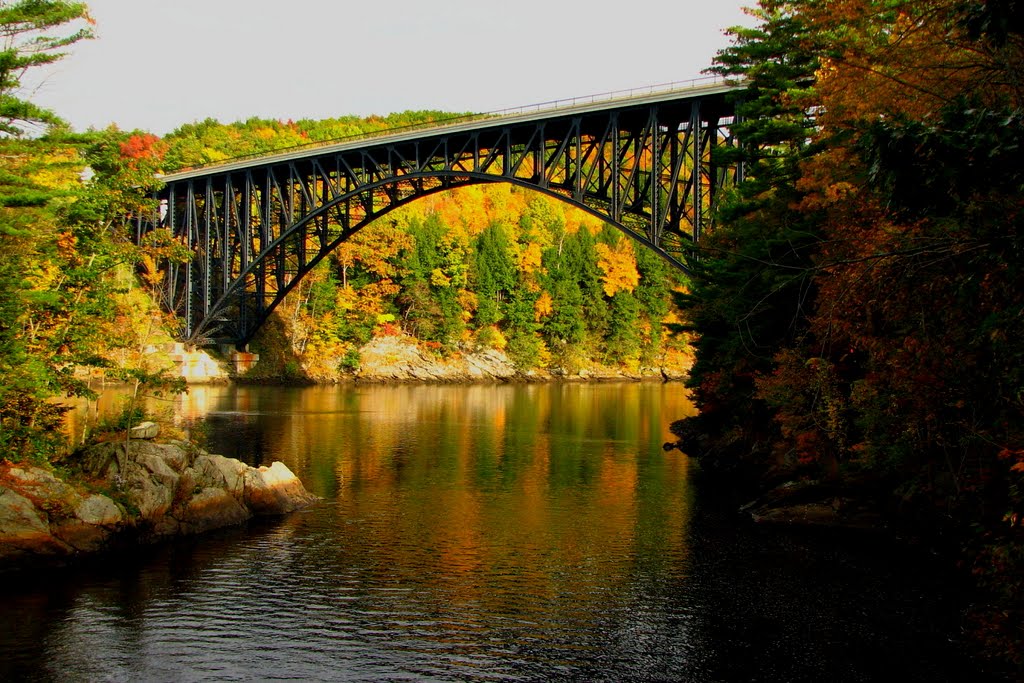 French King Bridge by Nakhatarn