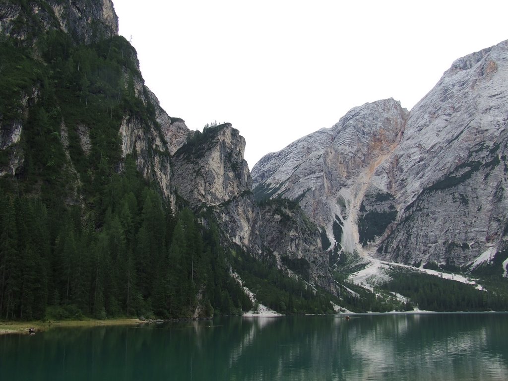 Lago di Braies by Claudio Regaiolli