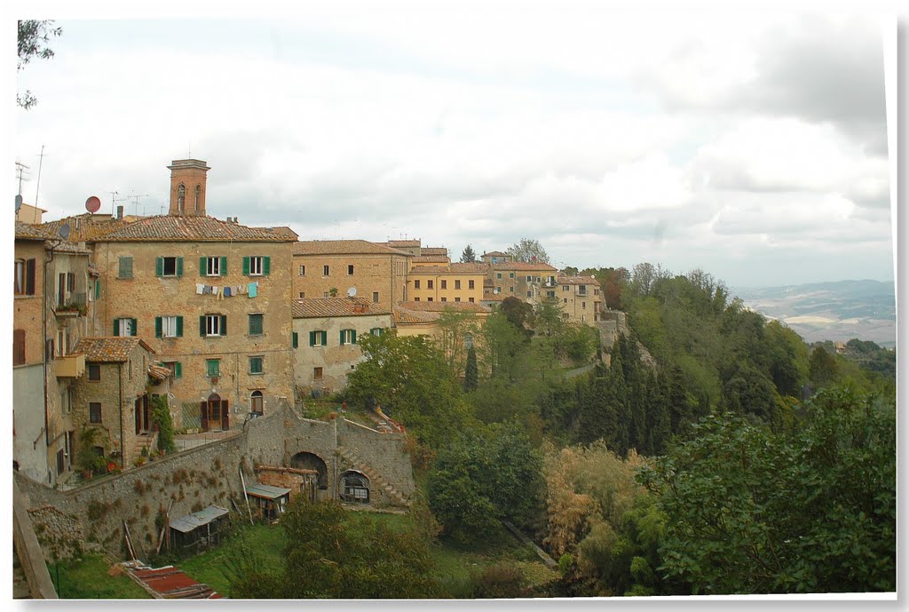 Tp-Foto Ausblick von Volterra - Herbst in der Toskana by trappresse