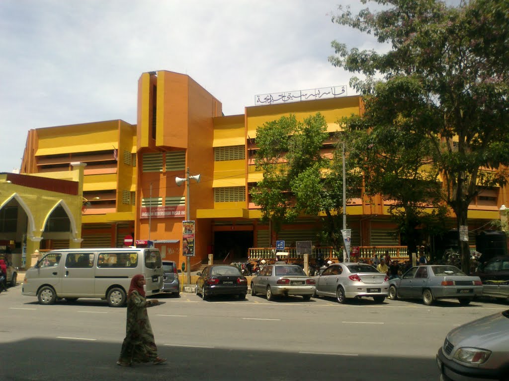 Pasar Besar Siti Khadijah Kota Bharu by Din Sham