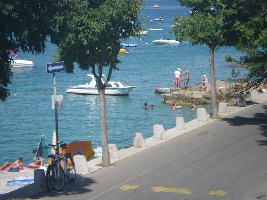 VIEW FROM HOTEL MARINA by Malinwa