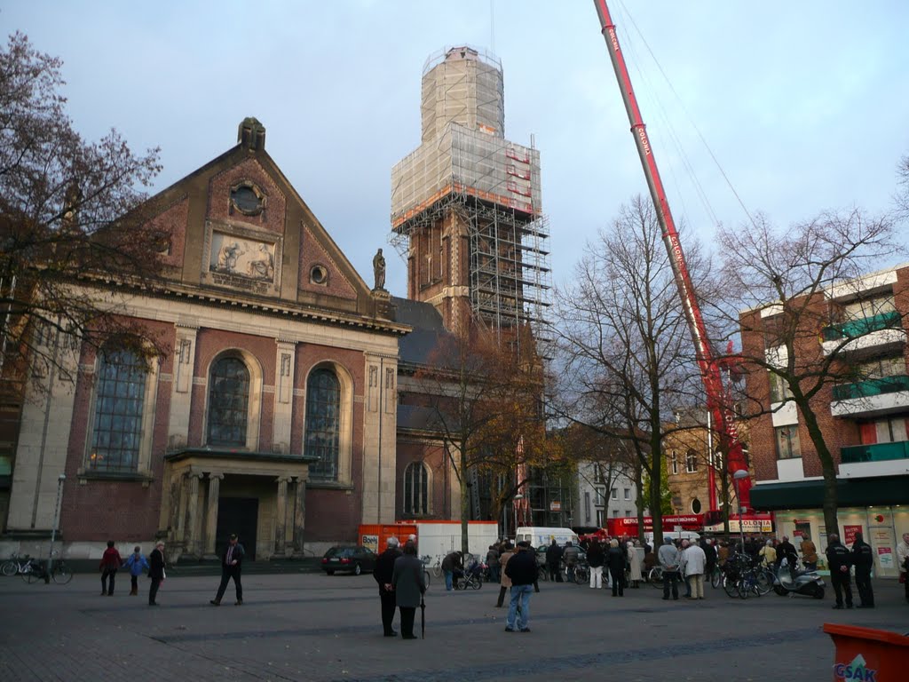 Blick auf Dionysiuskirche am 03-11-2010 by chungcufuong