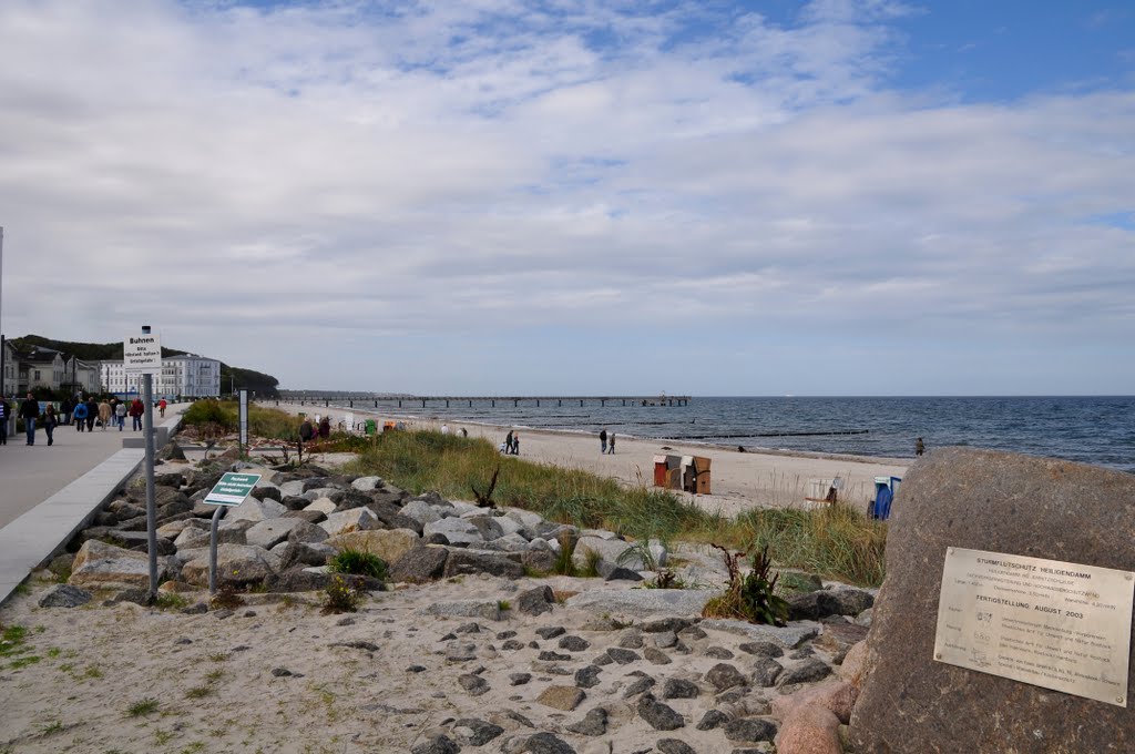 Promenade Heiligendamm by Heinz Brethauer