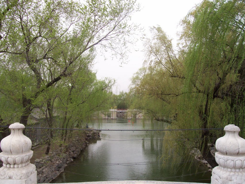 Summer Palace canal by Marianne