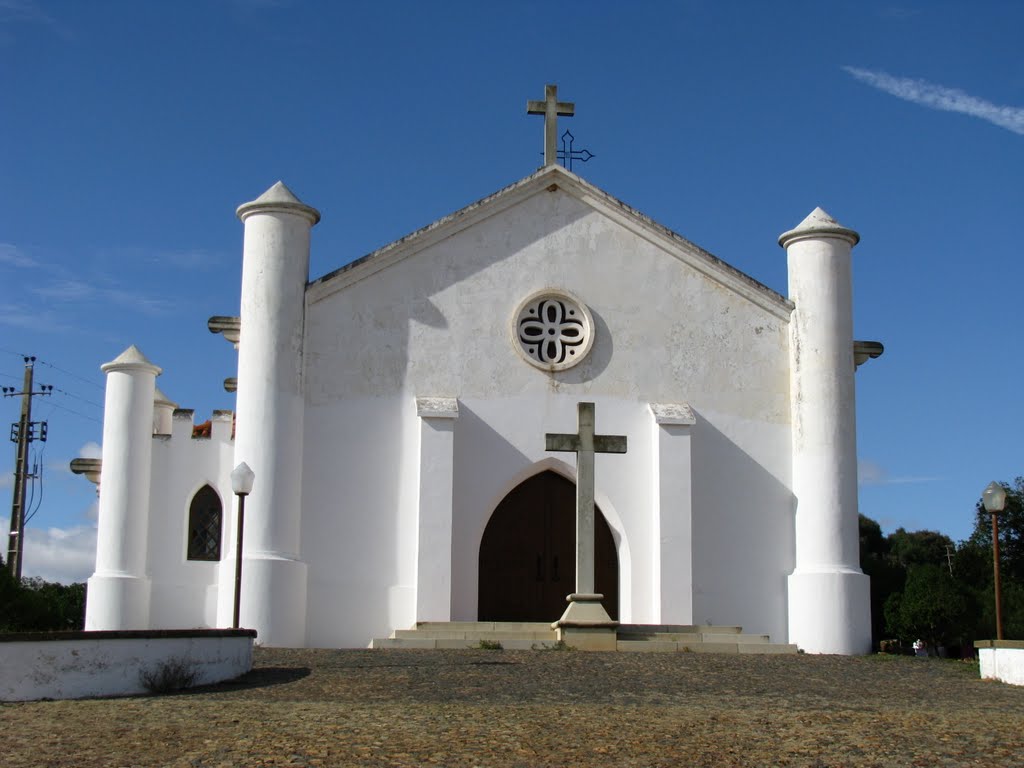 Igreja das Minas de São Domingos by © therezis