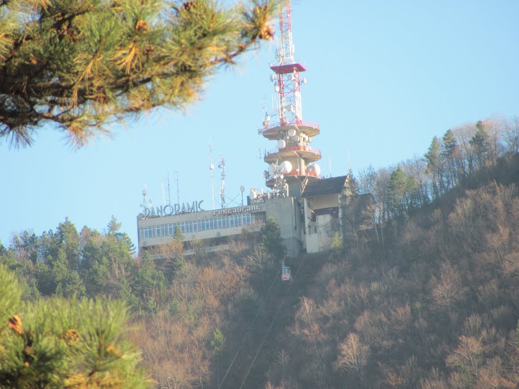 Telecabina Tampa-Panorama de la Belvedere by Popescu Vicentiu