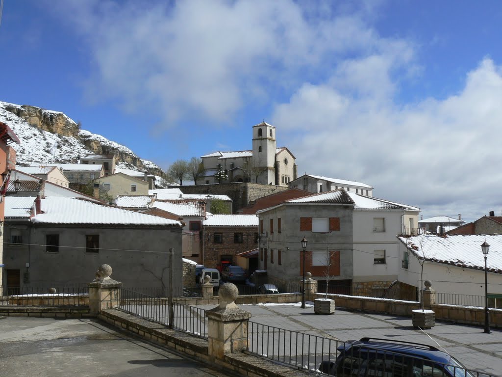 Peñalen tras la nevada. by Peñalero - Miguel Briso-Montiano