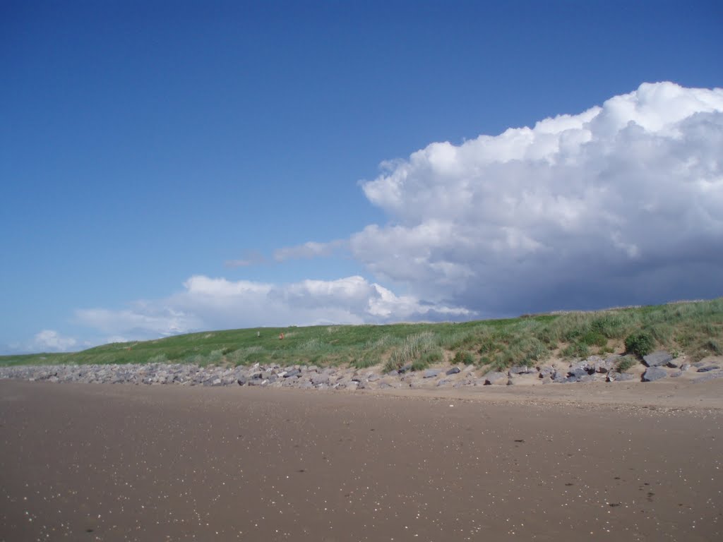 Leasowe Bay by merseygolfnews