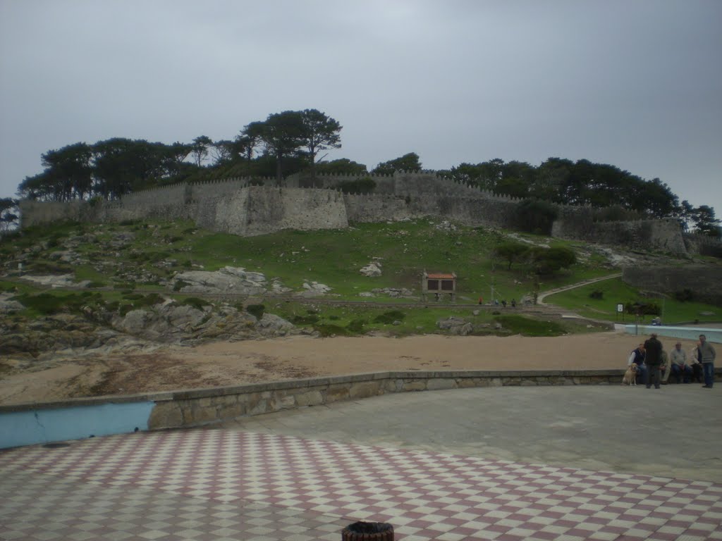 Fortaleza de Monterreal. Baiona. Galicia. España by Norma i