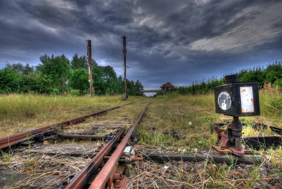 Pruszcz - zwrotnica; HDR by Marcin Południewski