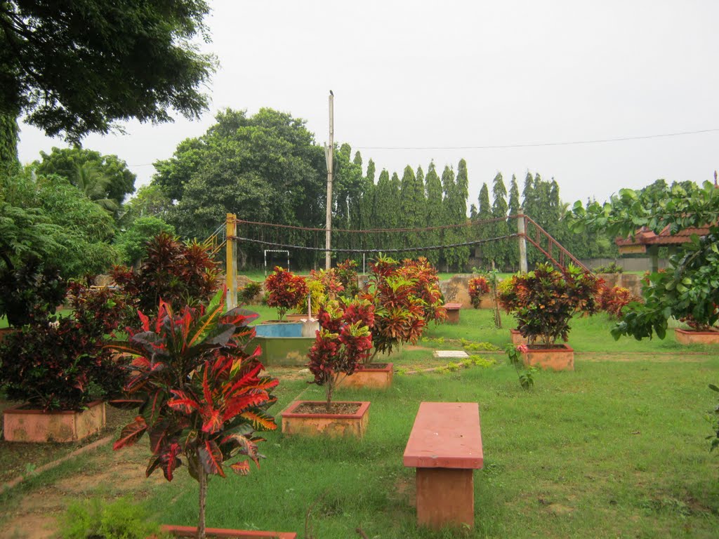 Araiyalai Community Centre Children's Park (அரியாலை சனசமூக நிலைய சிறார் விளையாட்டரங்கு) by Regunathan Umapathy