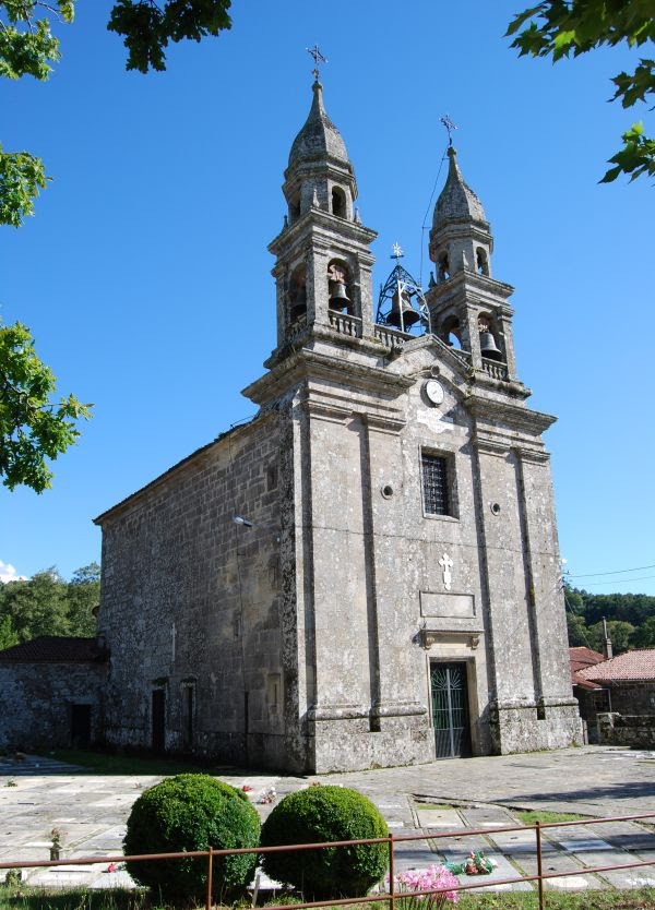 Iglesia de Codeseda by Codeseda.com