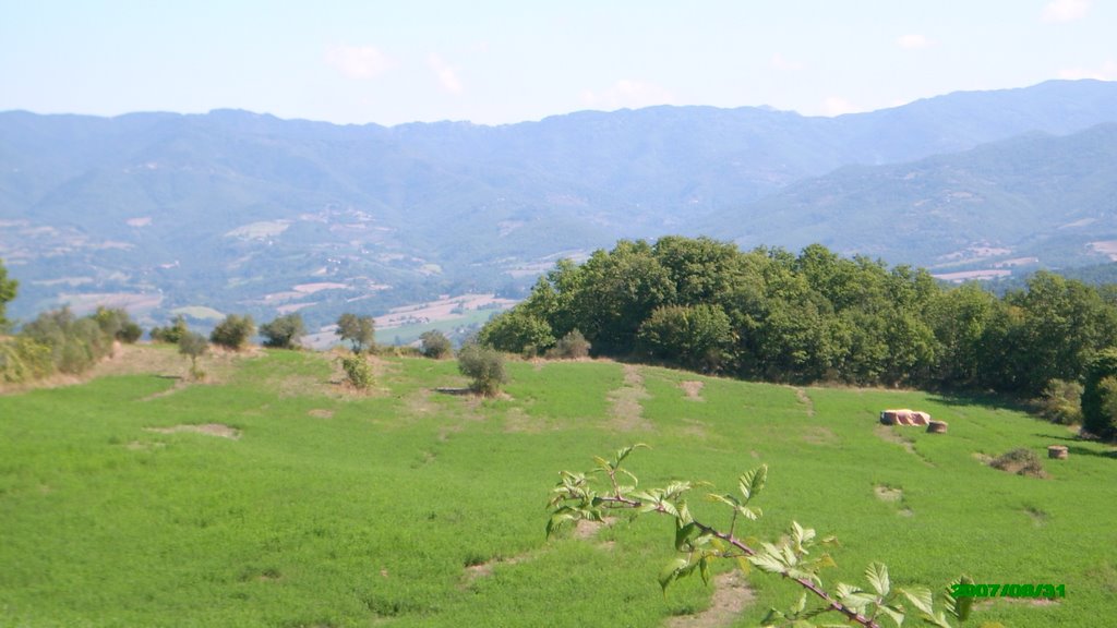 Vicchio, the valley by Claudio Boni