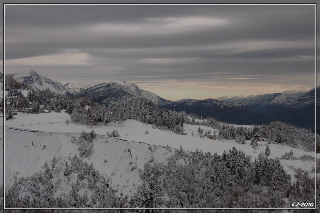 Sight of San Giacomo from the local road n. 3 by enzolin