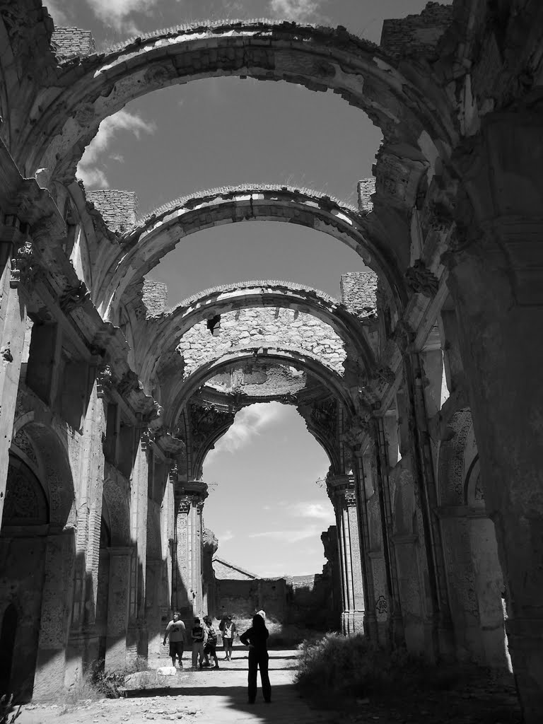 Belchite, 50130, Zaragoza, Spain by Guillermo B