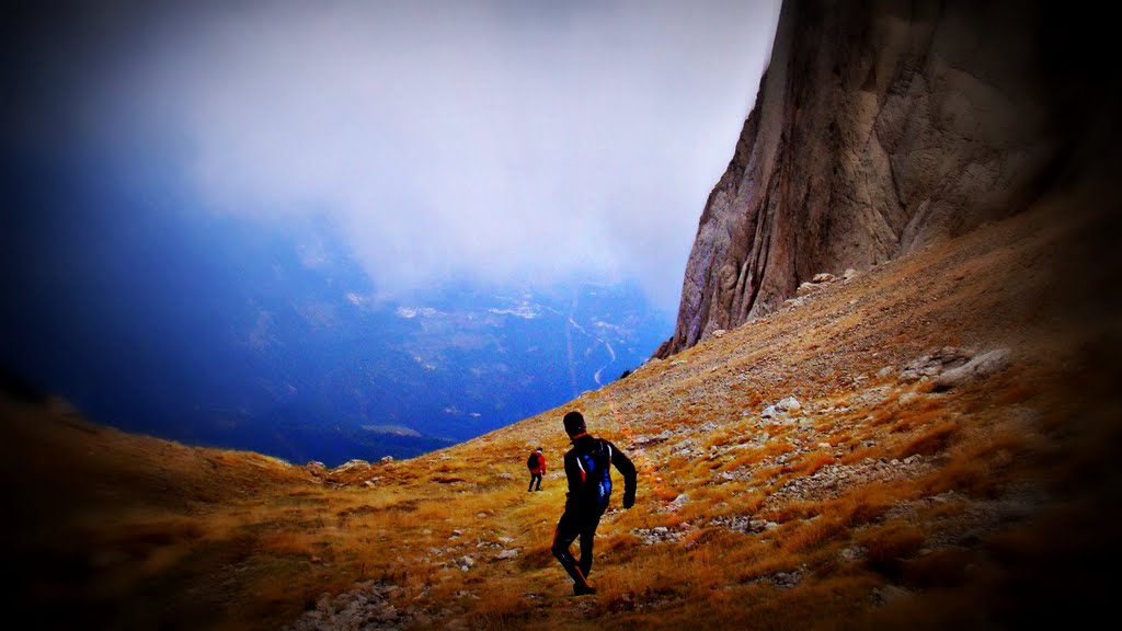 PEDRAFORCA La Tartera by Xavier Ponga