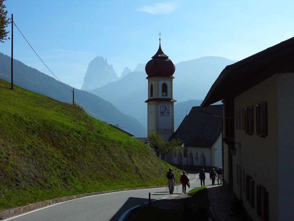 San Pietro mit Langkofel by relbag