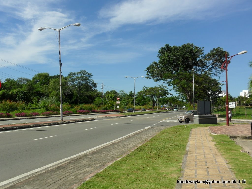 東馬沙巴洲亞庇 Pekan Tanjung Aru by KAN PAI WAI